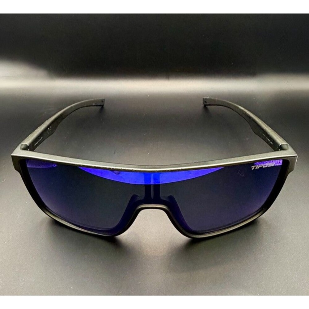 Tifosi Cycling Wrap Sunglasses Lightweight Black Frame Blue Mirrored Lens